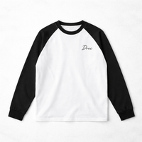 Drei Raglan Long-Sleeve T-Shirt